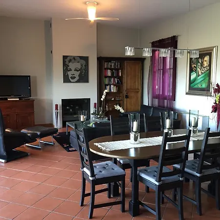Villa C